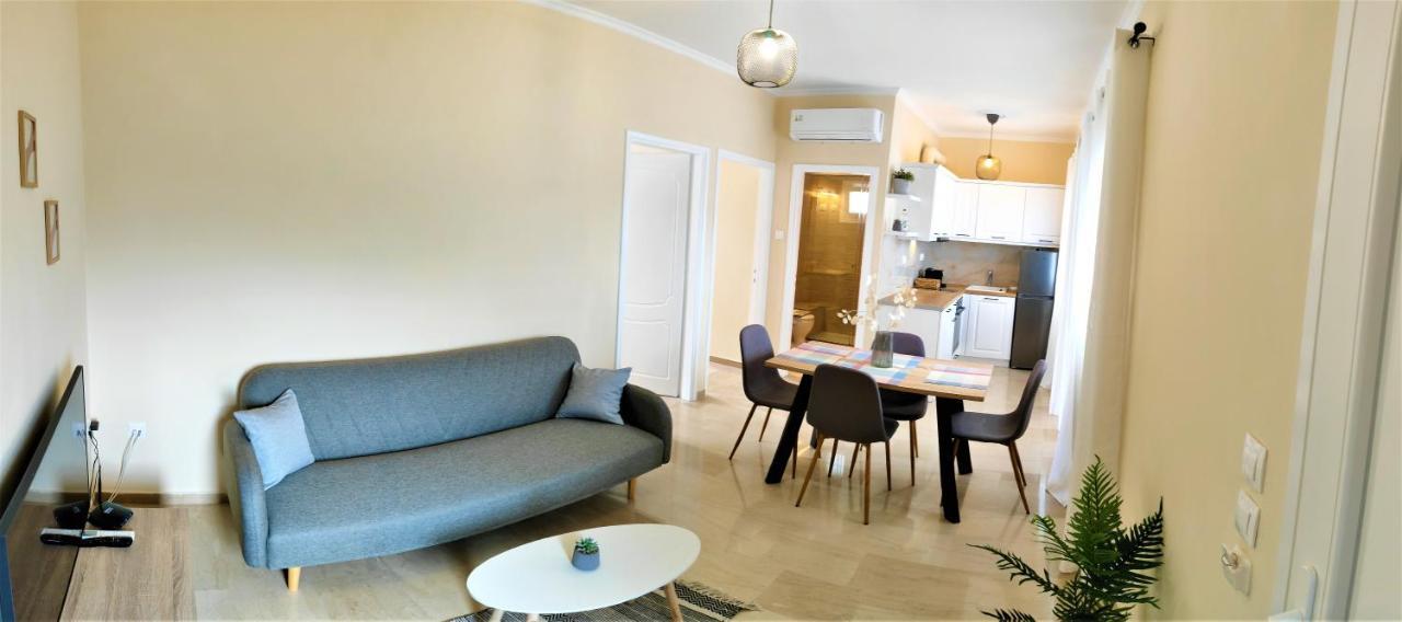Christina'S Apartment 2 コントカリ エクステリア 写真